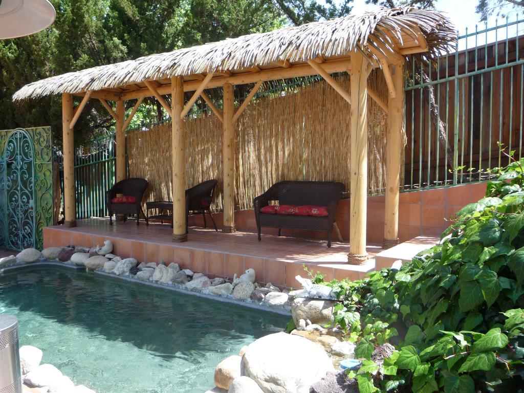 Woodland Hills Calabasas Guesthouses ลอสแอนเจลิส ภายนอก รูปภาพ
